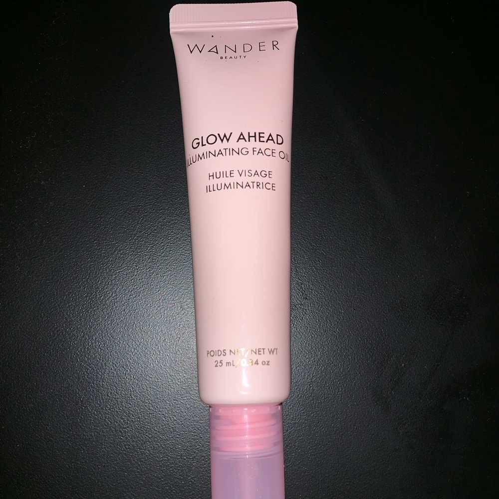 Wander Beauty primer Glow Ahead Illuminating oil